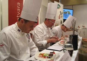 img_2003.jpg